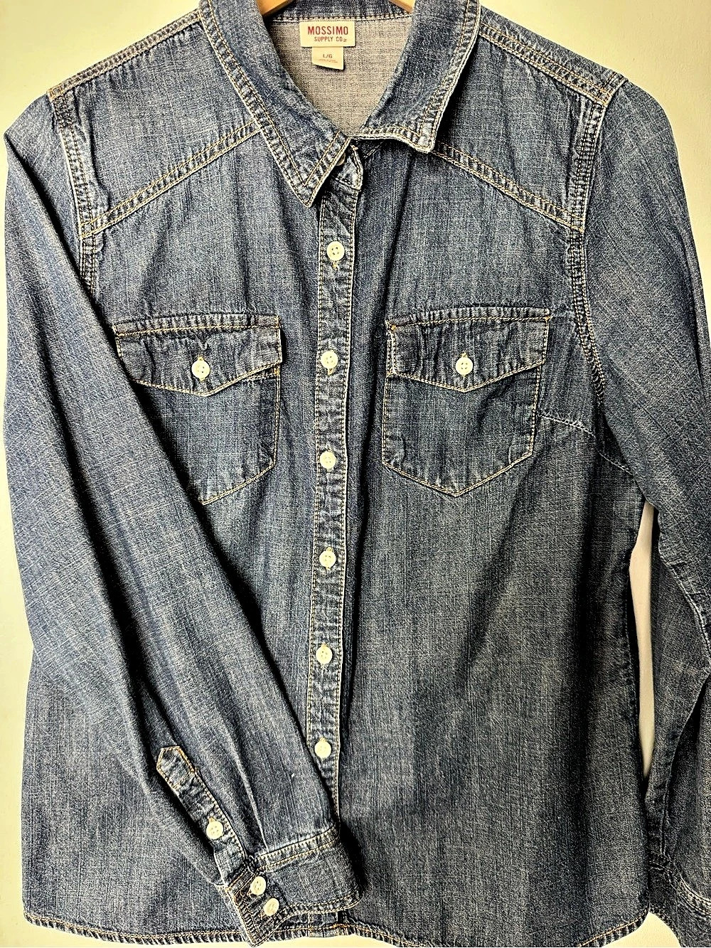 Mossimo Supply Co. Denim Button Down Shirt Size Large Like New